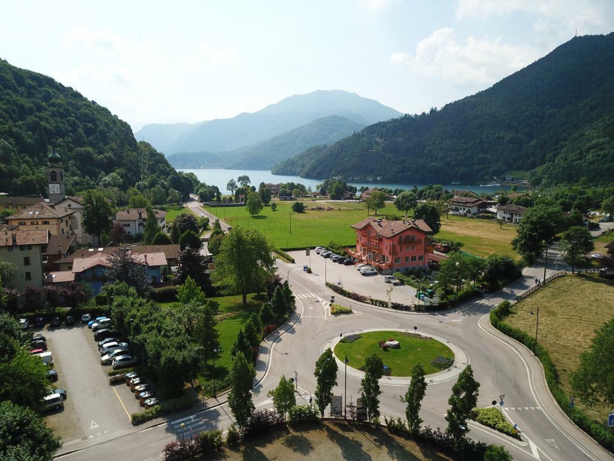 Alpieve Albergo Pieve Pieve Di Ledro Eksteriør bilde