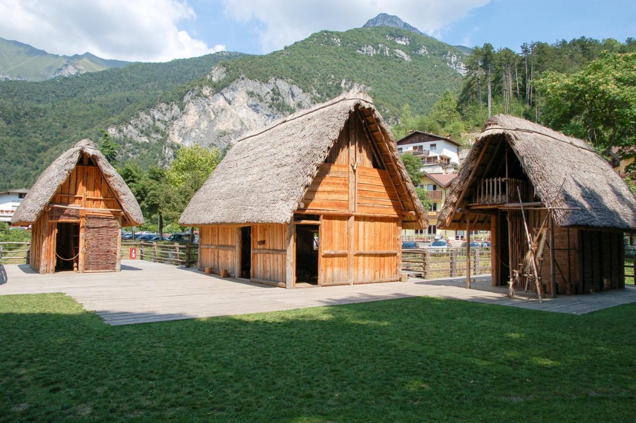 Alpieve Albergo Pieve Pieve Di Ledro Eksteriør bilde